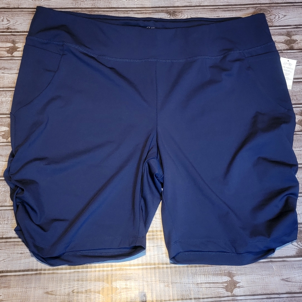 NWT Cato Live Well Active Ruched Navy Blue Shorts Size 26/28W